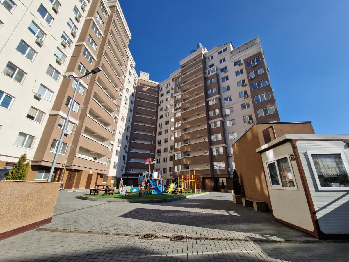 צ'יסינאו Dendrarium Park Apartment Deluxe מראה חיצוני תמונה